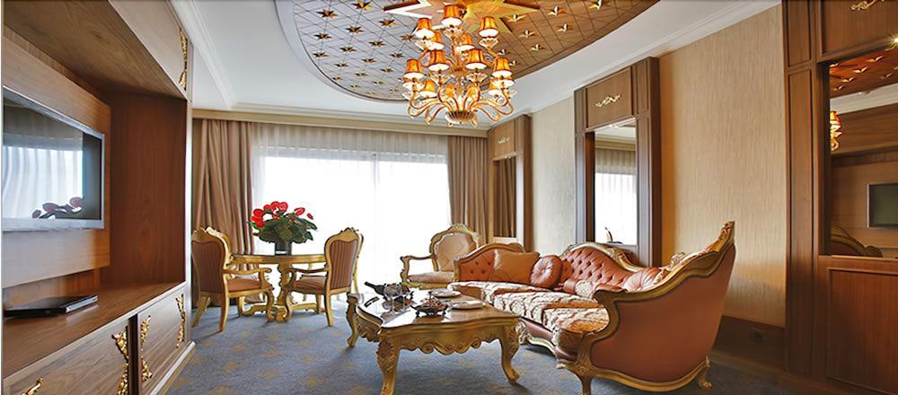Doubletree By Hilton Atasehir Hotel&conference Centre Otel 5*